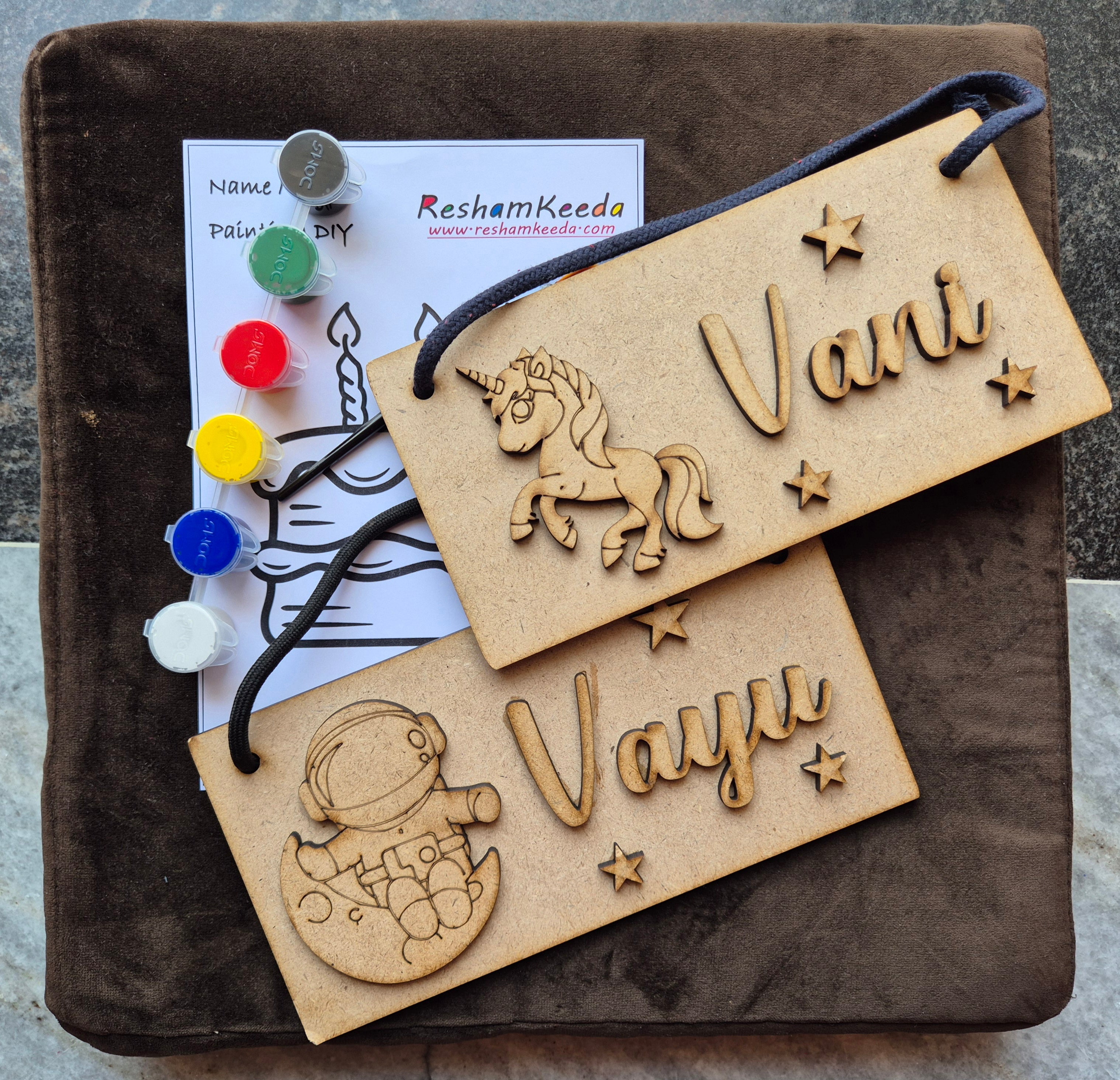 Easy-to-Hang Name Plate Painting DIY Kit for Kids with Assorted Characters - Perfect Birthday Party Return Gifts Giveaway Favours (Pack of 10; Prepaid Only)