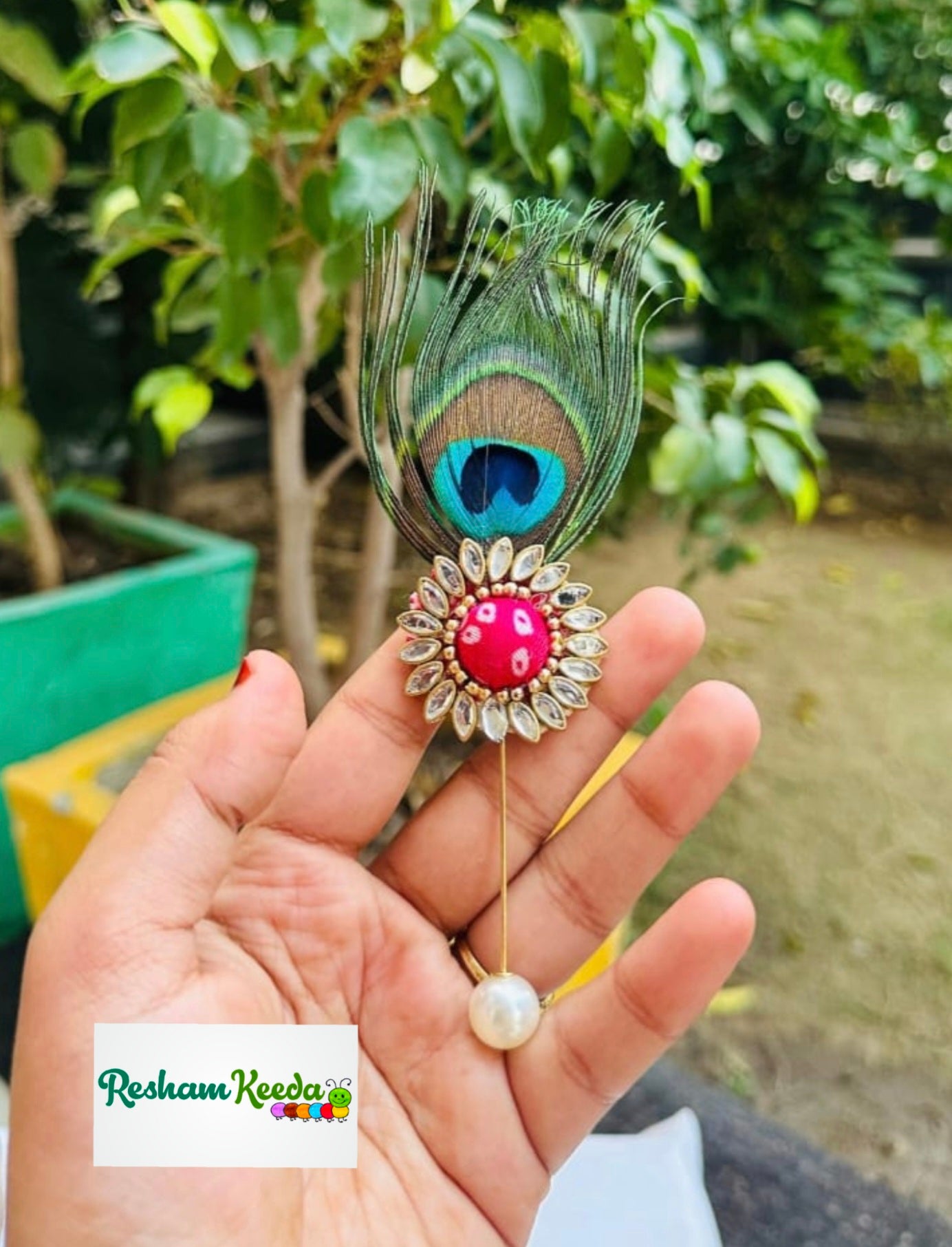 Beautiful Rajasthani Bandhani Bandhej Print Kundan Brooches Lapel Pins for Gifting Return Favours Giveaways in Haldi Mehendi Swagat Baarat Wedding and Other Events (Pack of 12)