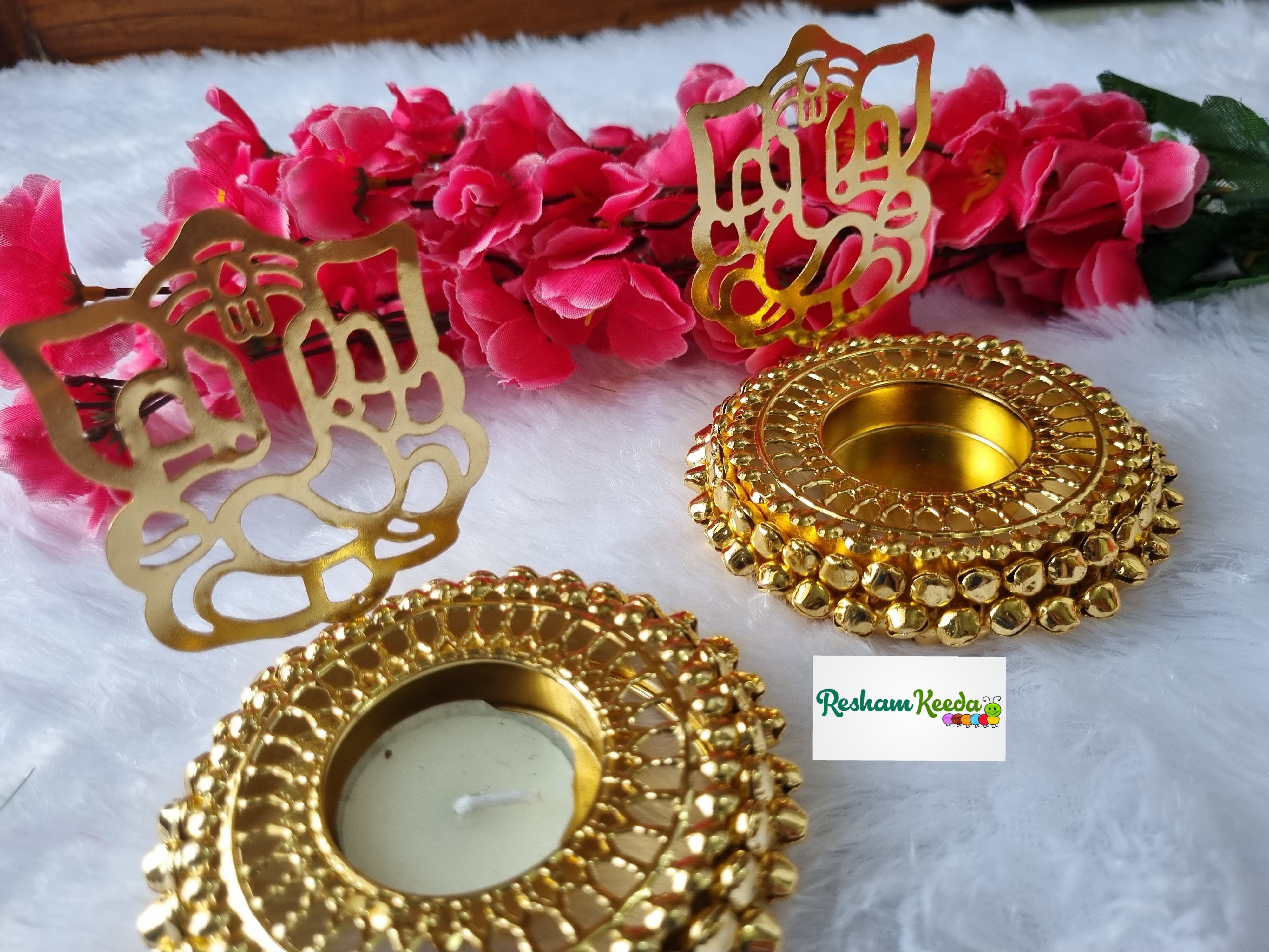 Premium Quality Metal Ghunghroo Bells Deepak Diya Tlight Holder with Lord Ganesha Reflection Perfect for Gifting Return Favors Giveaways on Diwali Ganesh Utsav House Warming Wedding Teej and Other Events (Set of 2)